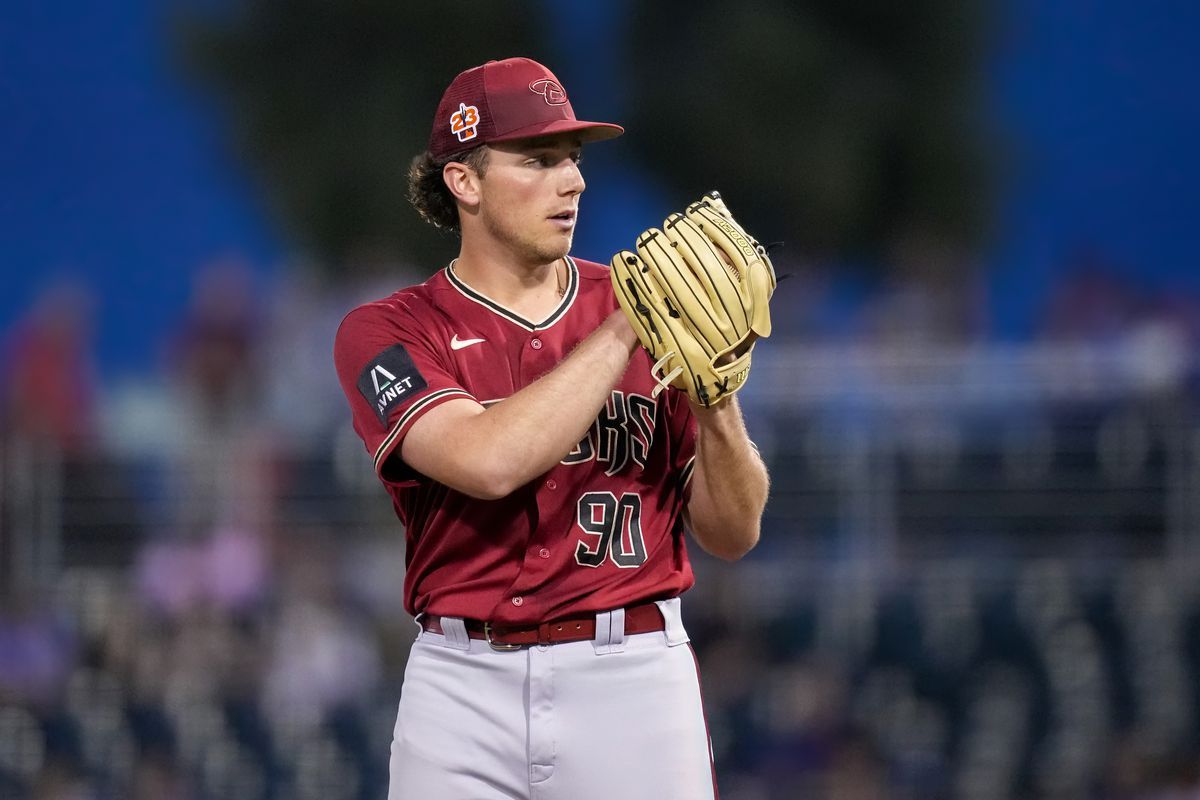 D-backs' Brandon Pfaadt chased by Rangers in MLB debut